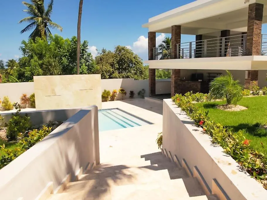 Encuentro Studio Surf Kitesurf Residencia Aris Cabarete
